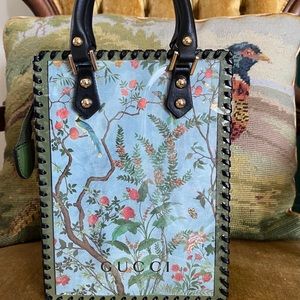 Upcycled paper shopping crossbody bag